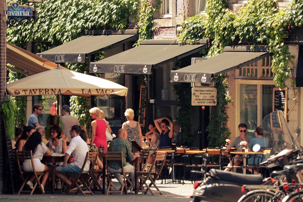 city, street cafe, gastronomy-4298285.jpg